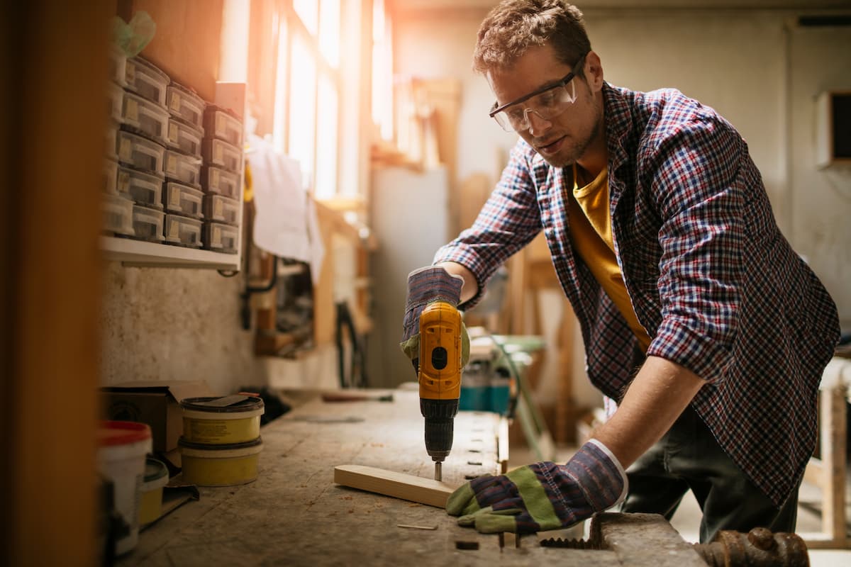 10 erreurs courantes à éviter lors de l’utilisation d’une perceuse sans fil